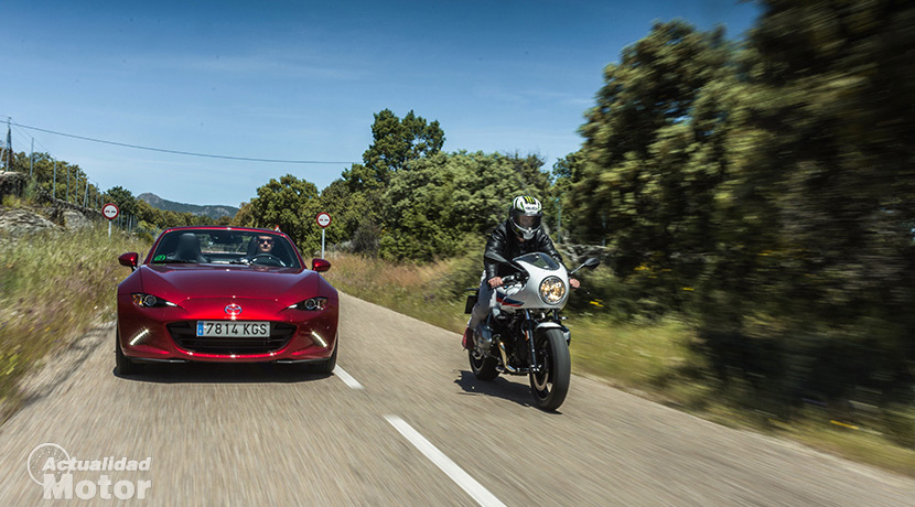 Comparison of Mazda MX-5 and BMW R nineT Racer